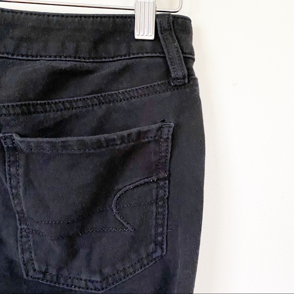 4/$25 American Eagle Black Super Stretch Jeggings - Picture 6 of 8